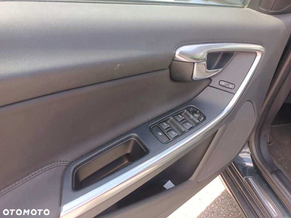 Volvo S60 - 13
