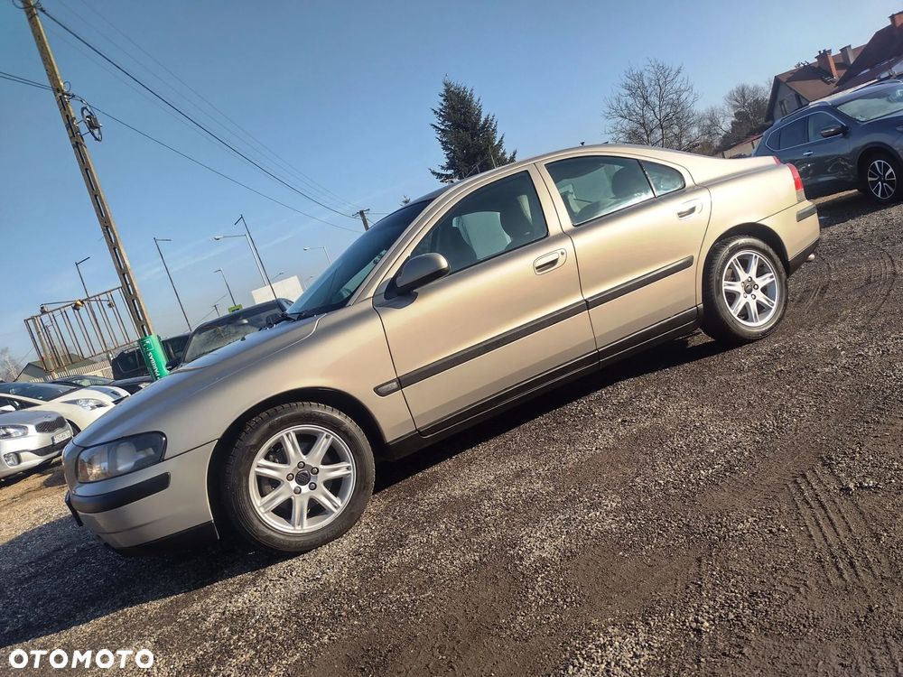 Volvo S60 2.4 Kinetic - 18