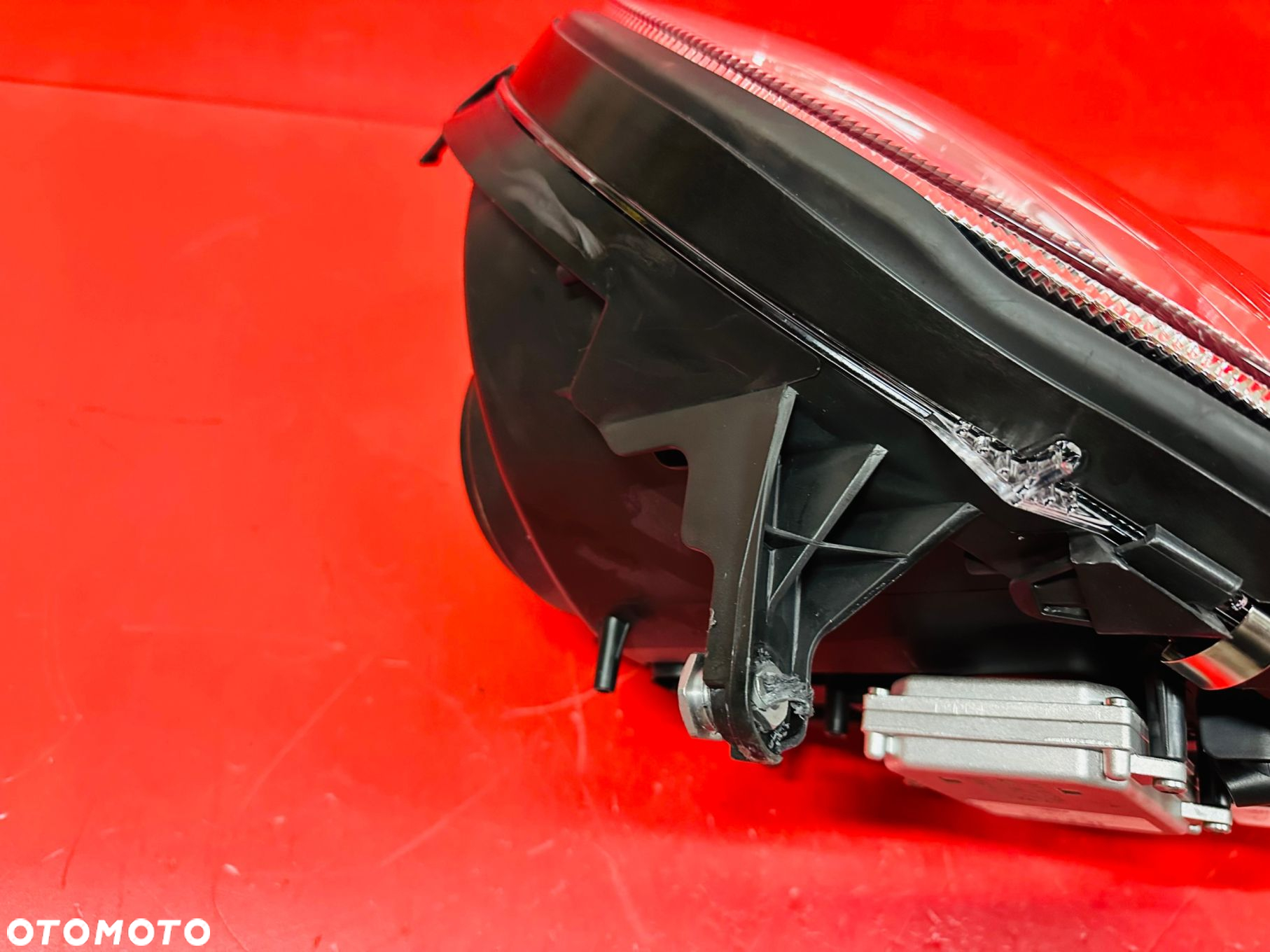 LAMPA PRAWA MERCEDES W211 BI XENON SKRĘT D2S BDB - 8