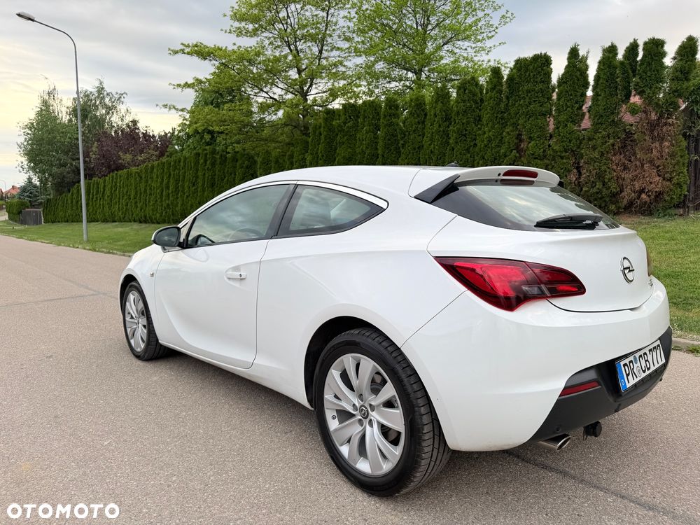 Opel Astra - 25