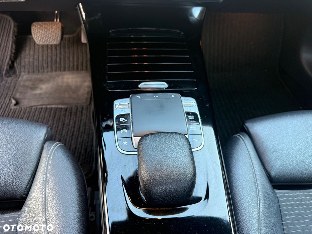 Mercedes-Benz CLA - 20