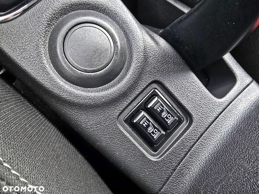 Mitsubishi Outlander 2.0 2WD Invite - 24