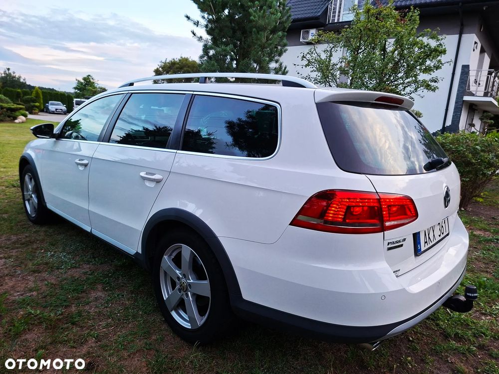 Volkswagen Passat Alltrack 2.0 TDI 4Mot DSG - 2
