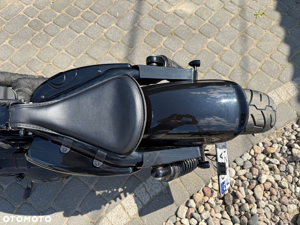 Harley-Davidson Sportster Iron 883 - 33