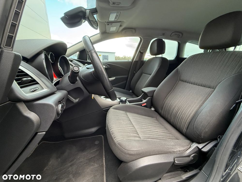 Opel Astra - 11