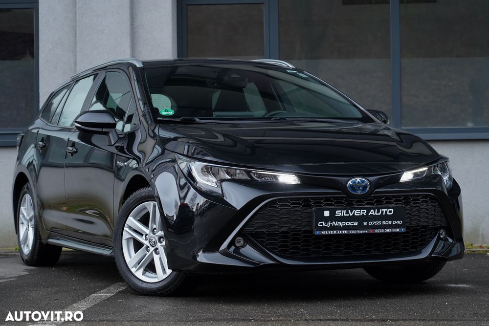 Toyota Corolla 1.8 HSD Business - 18