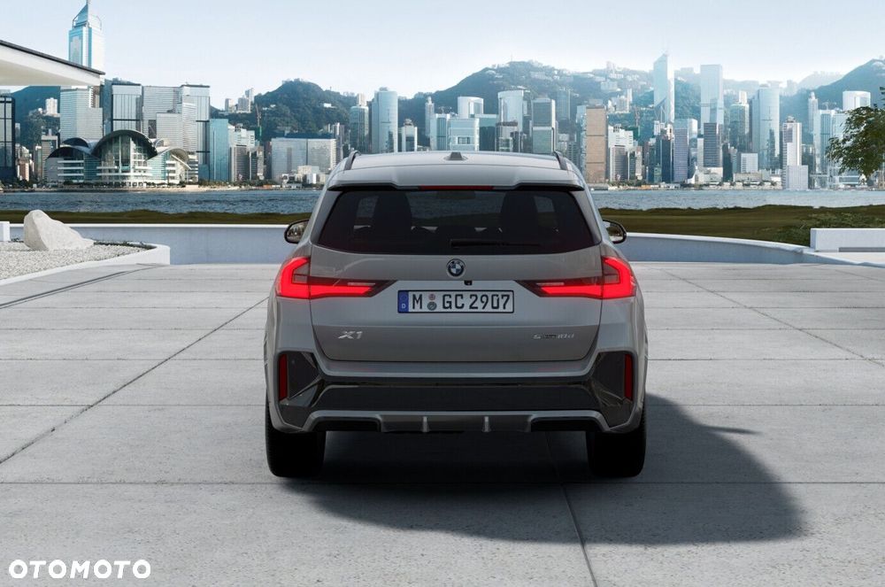 BMW X1 - 10