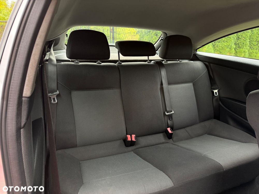Opel Astra 1.6 Cosmo - 9