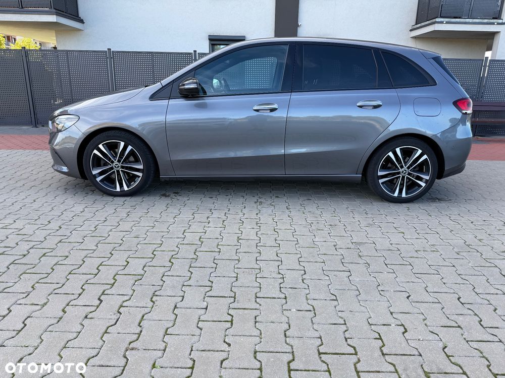 Mercedes-Benz Klasa B 200 d Progressive 8G-DCT - 2