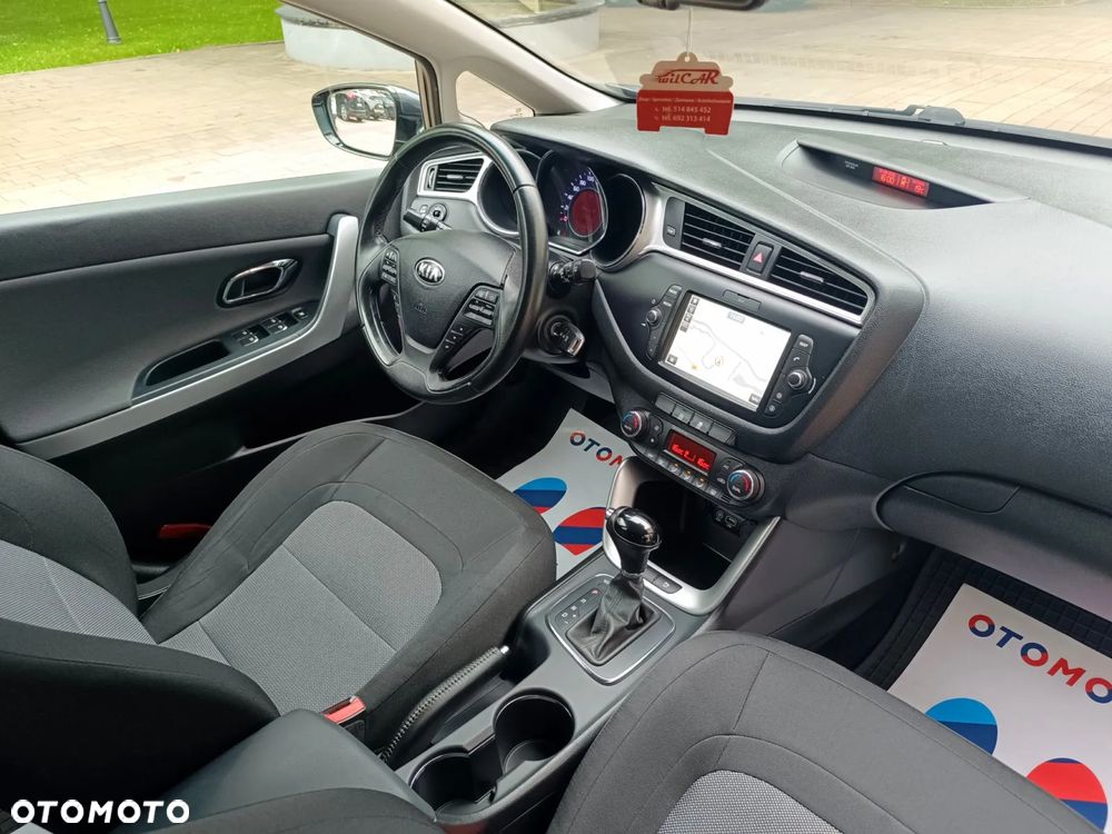 Kia Ceed 1.6 CRDi 136 DCT ISG Platinum Edition - 34