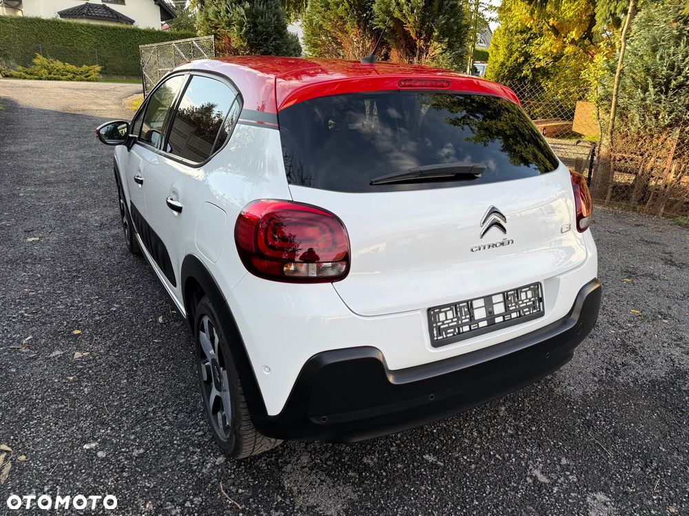 Citroën C3 1.2 PureTech Shine - 19
