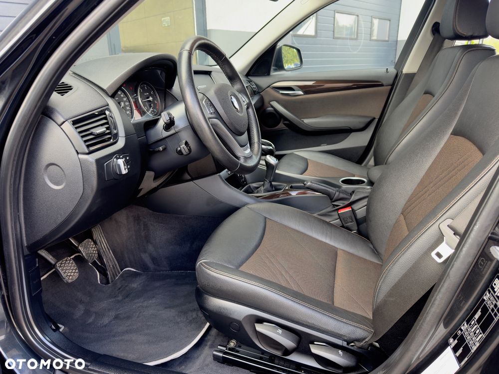 BMW X1 sDrive18d xLine - 6