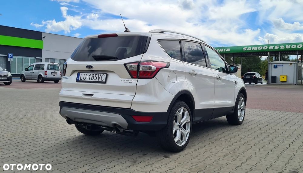 Ford Escape 2.0 EcoBoost AWD Titanium - 8