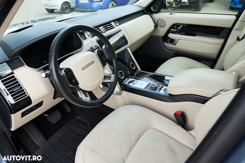 Land Rover Range Rover 3.0L SDV6 Vogue - 11