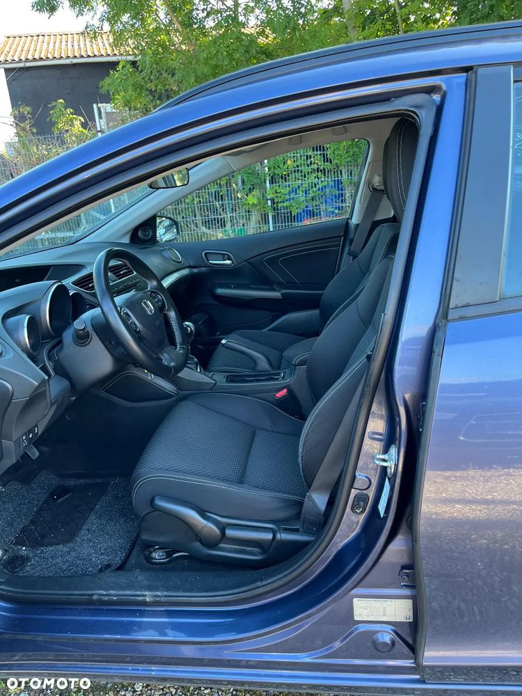 Honda Civic 1.8 Elegance - 14