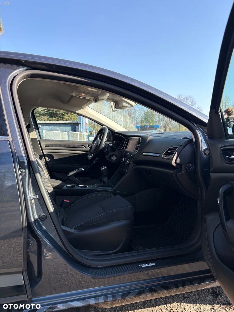 Renault Megane ENERGY TCe 100 EXPERIENCE - 14