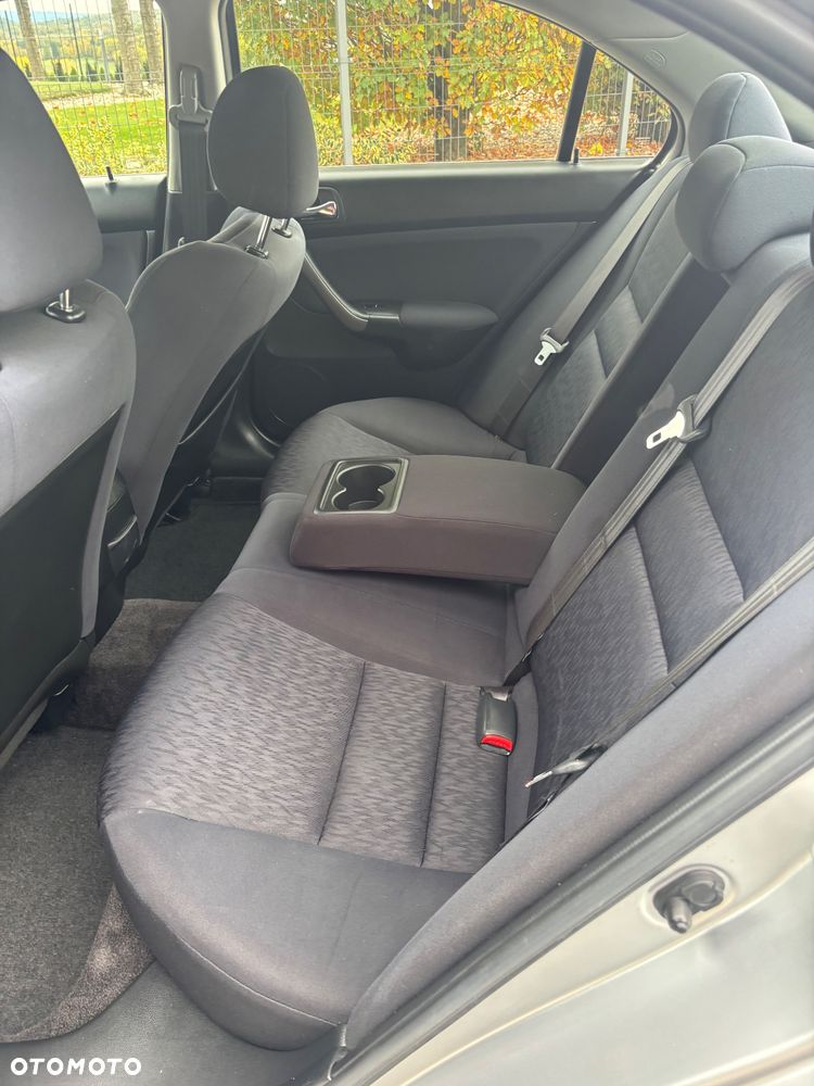 Honda Accord - 15