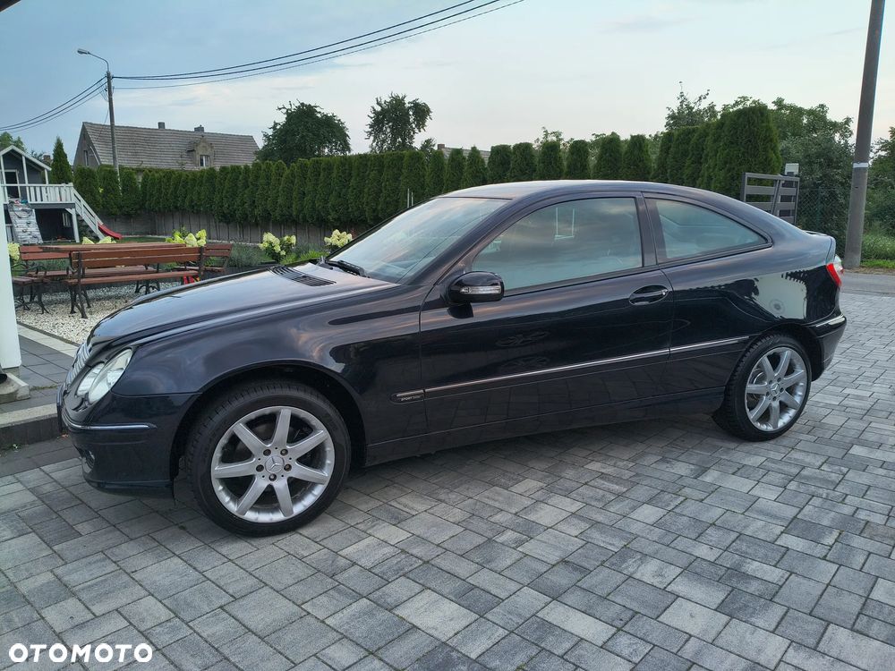 Mercedes-Benz Klasa C 180 Kompressor Sport Edition - 18