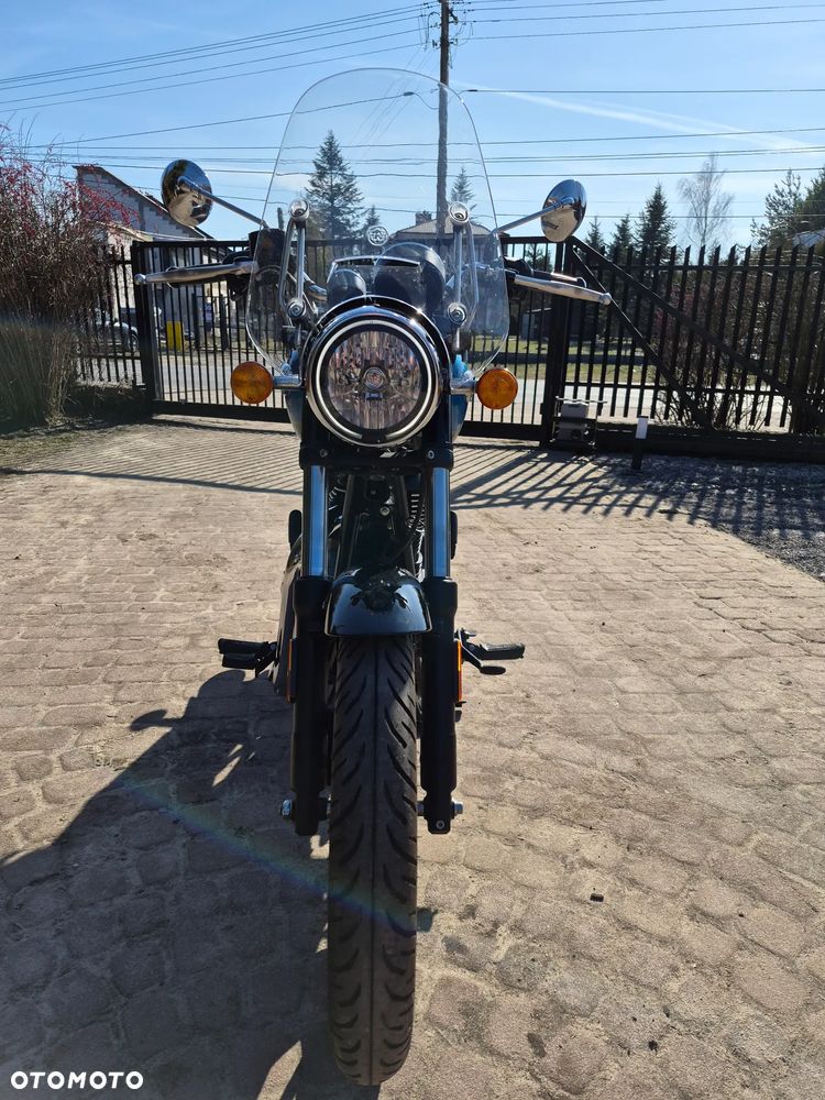 Royal Enfield Meteor - 18