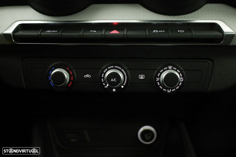 Audi Q2 30 TFSI - 11