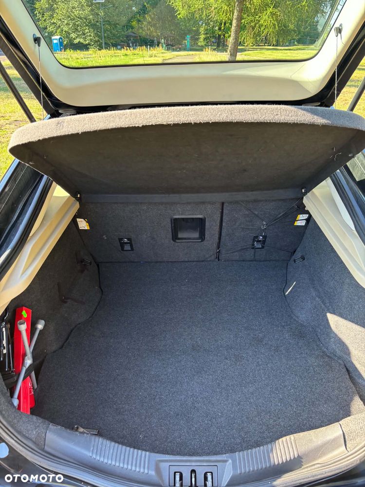 Ford Mondeo 2.0 TDCi Titanium - 25