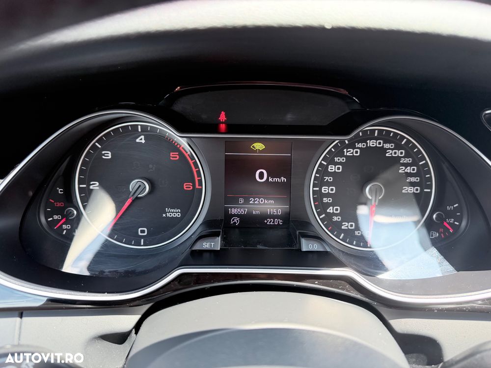 Audi A4 Avant 2.0 TDI - 16