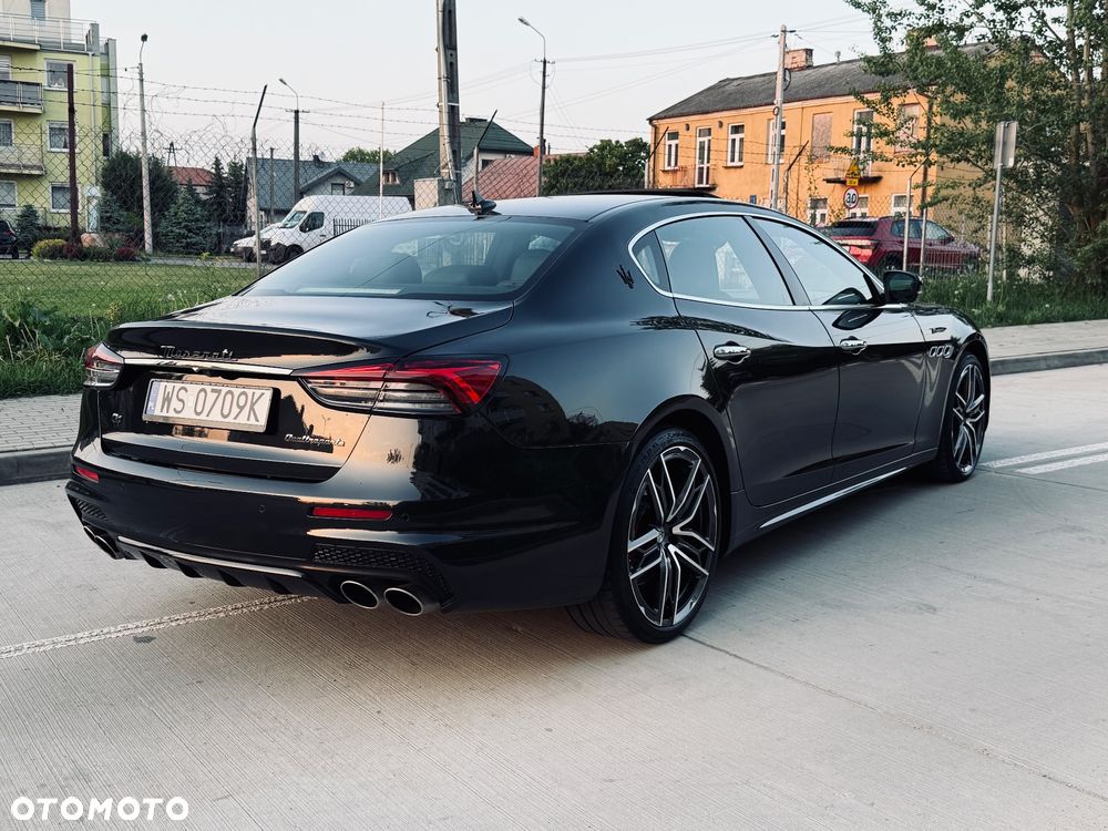 Maserati Quattroporte Modena (Ultima) - 14