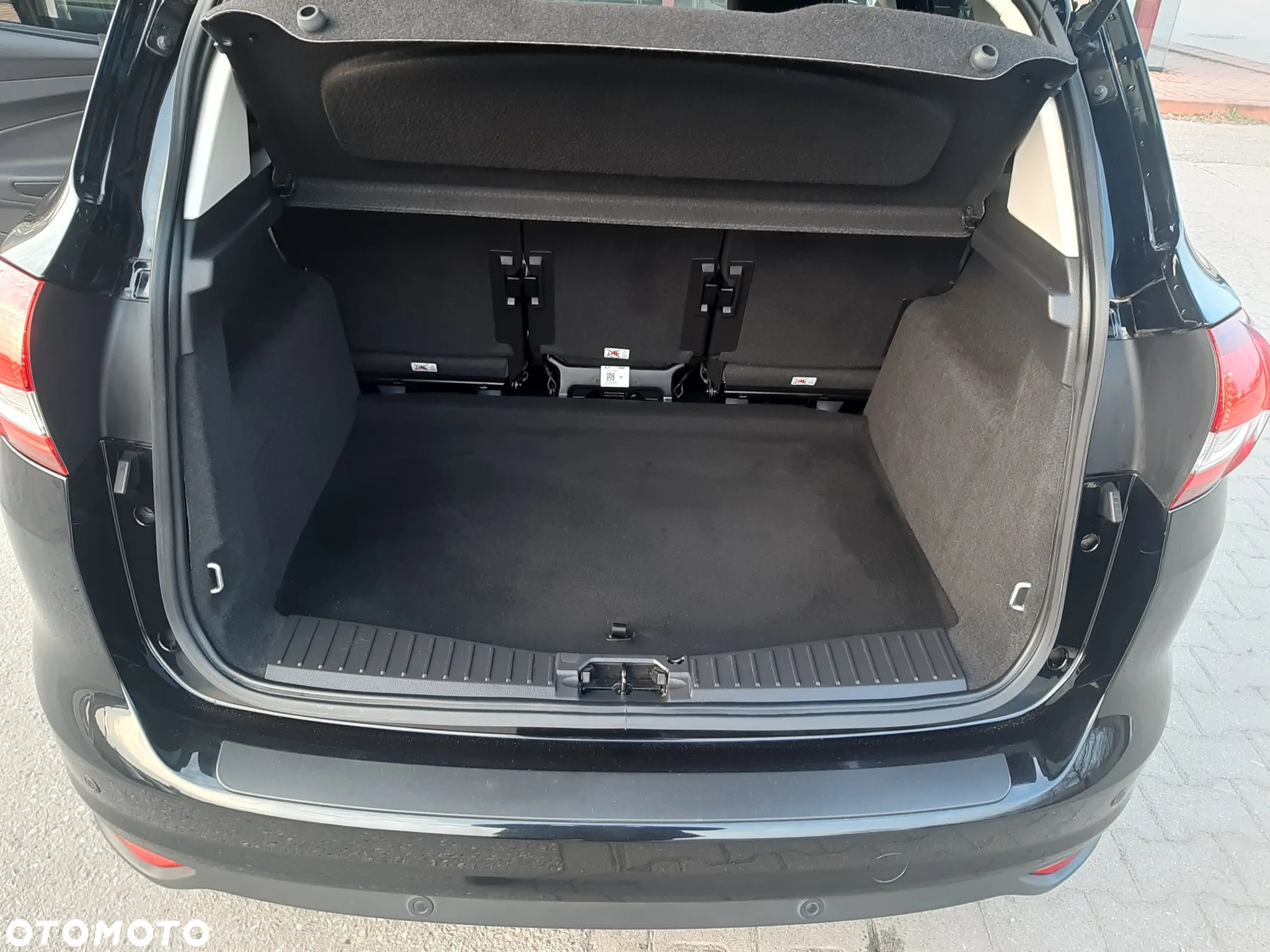 Ford C-MAX - 31