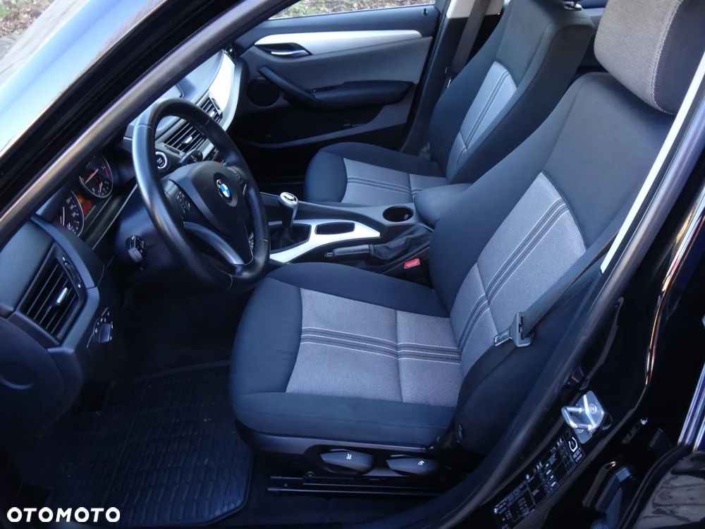 BMW X1 sDrive18d Sport Line - 20