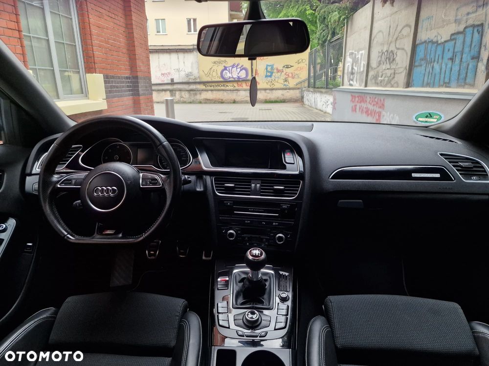 Audi A4 Avant 2.0 TDI quattro - 19