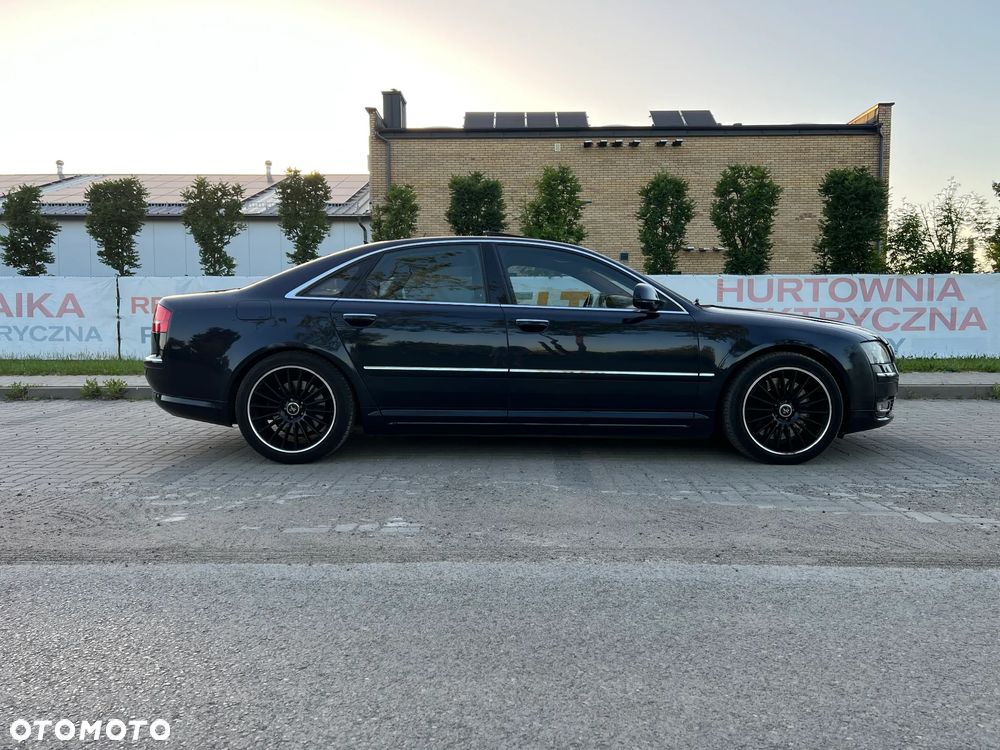 Audi A8 6.0 W12 Quattro - 6