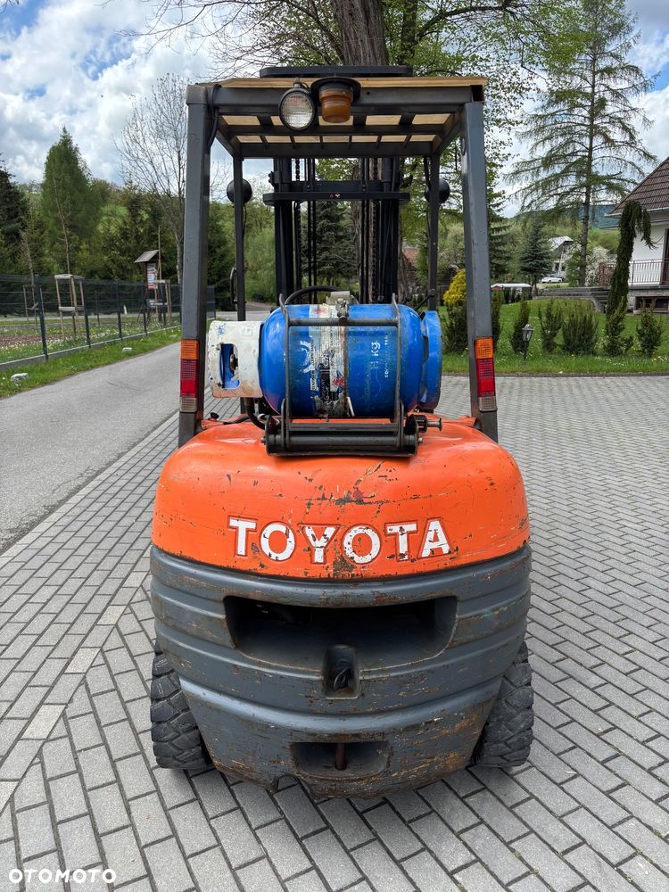 Toyota 6FGF30  I właściciel 3t Tony LPG 26 900 NETTO nowy przesuw+pozycjoner wideł - 8