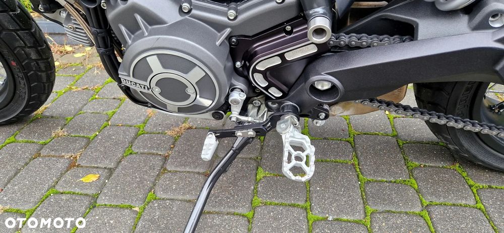 Ducati Scrambler - 24