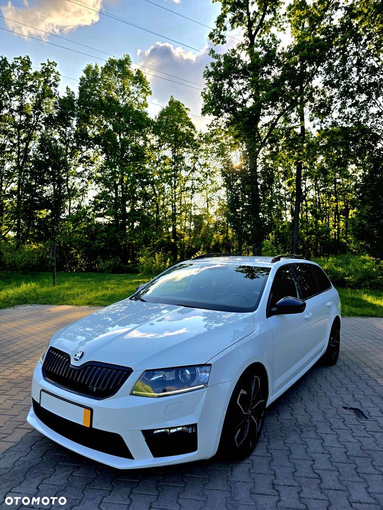 Skoda Octavia 2.0 TDI RS Challenge DSG - 2