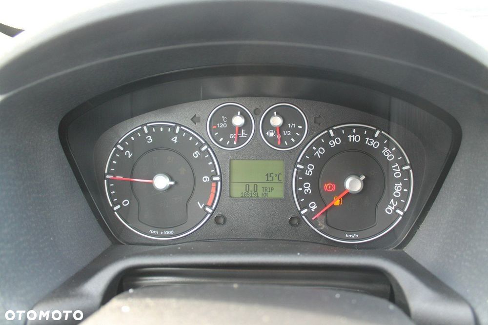 Ford Fusion - 13