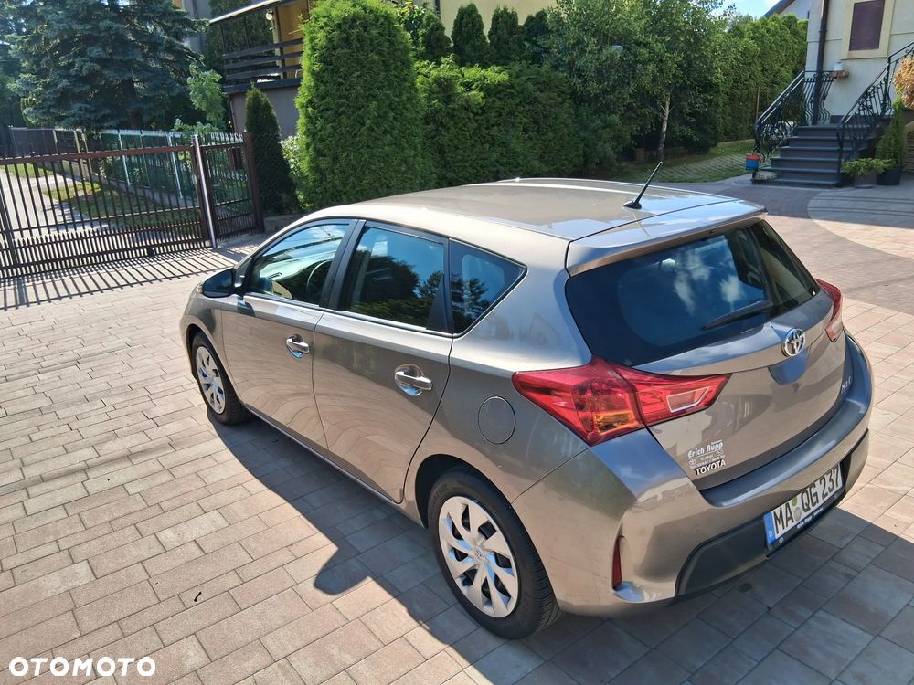 Toyota Auris 1.33 Dual-VVT-i Comfort - 10