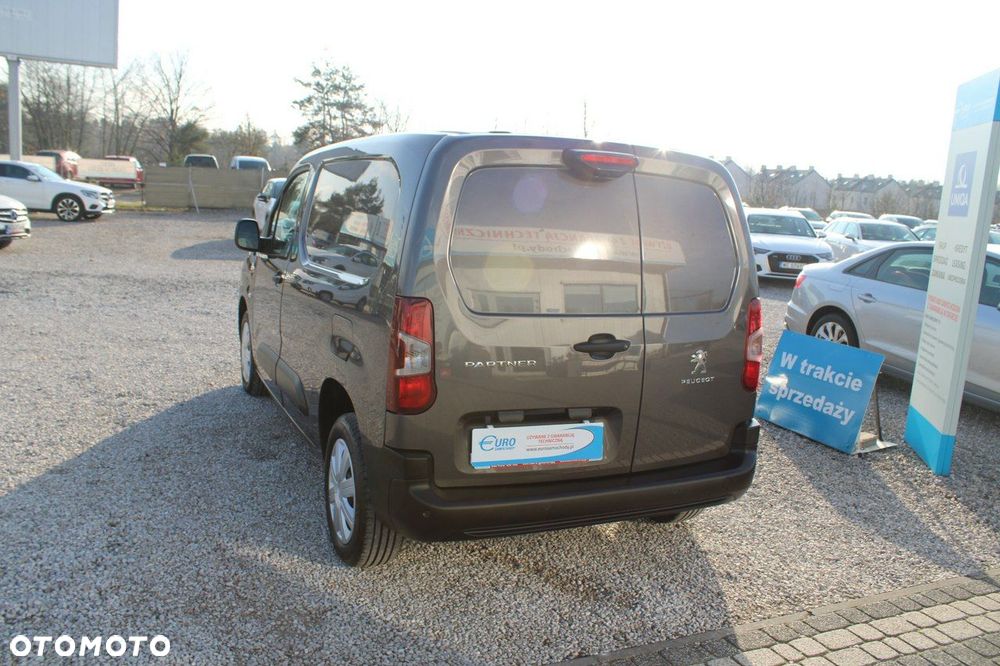 Peugeot Partner - 8