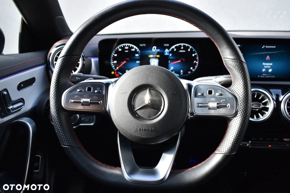 Mercedes-Benz CLA 250 AMG Line 7G-DCT - 18