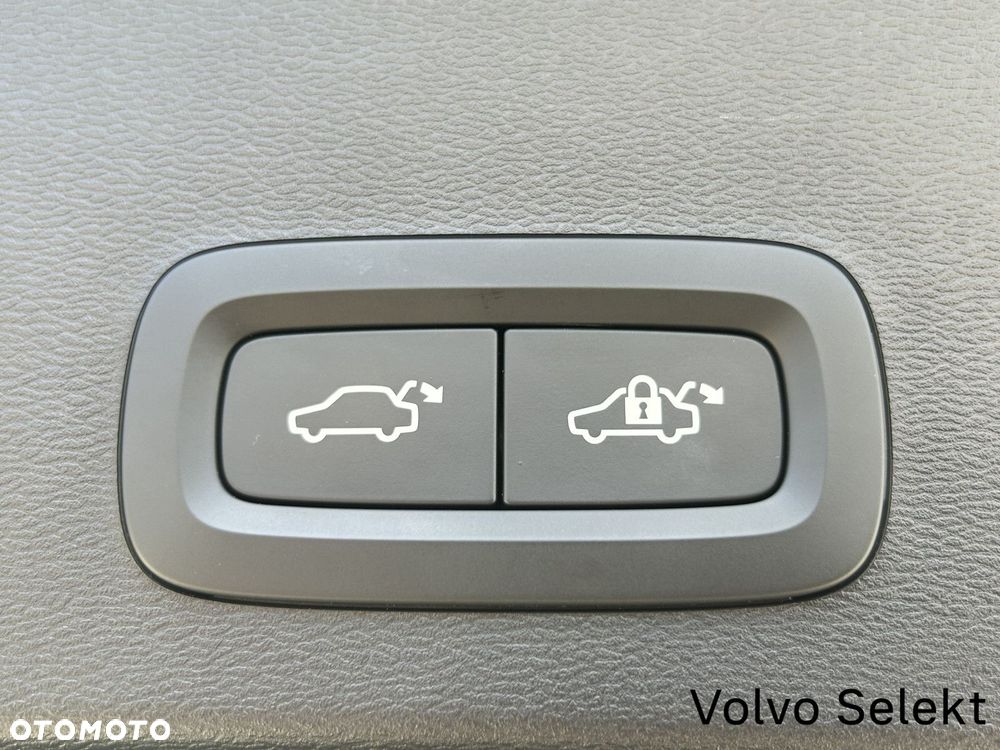 Volvo XC 40 - 23
