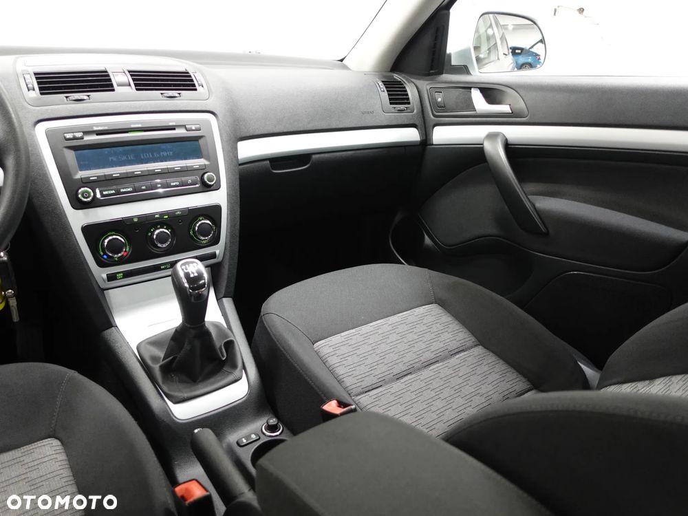 Skoda Octavia 1.6 TDI DPF Classic - 36