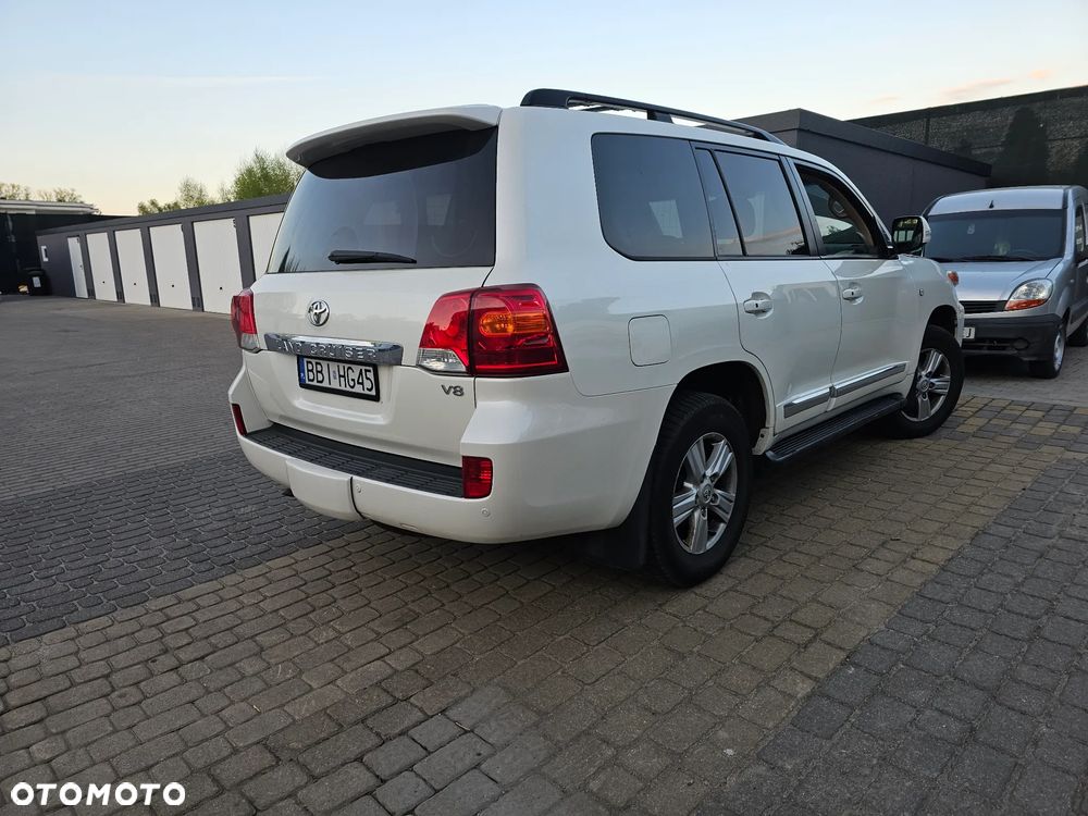 Toyota Land Cruiser LC 4.6 Prestige X 7 - 6