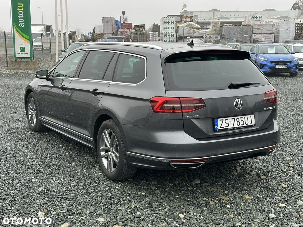 Volkswagen Passat - 8