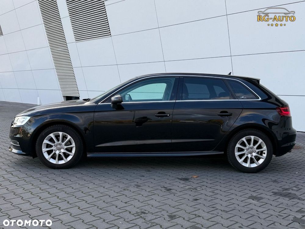 Audi A3 Sportback - 16