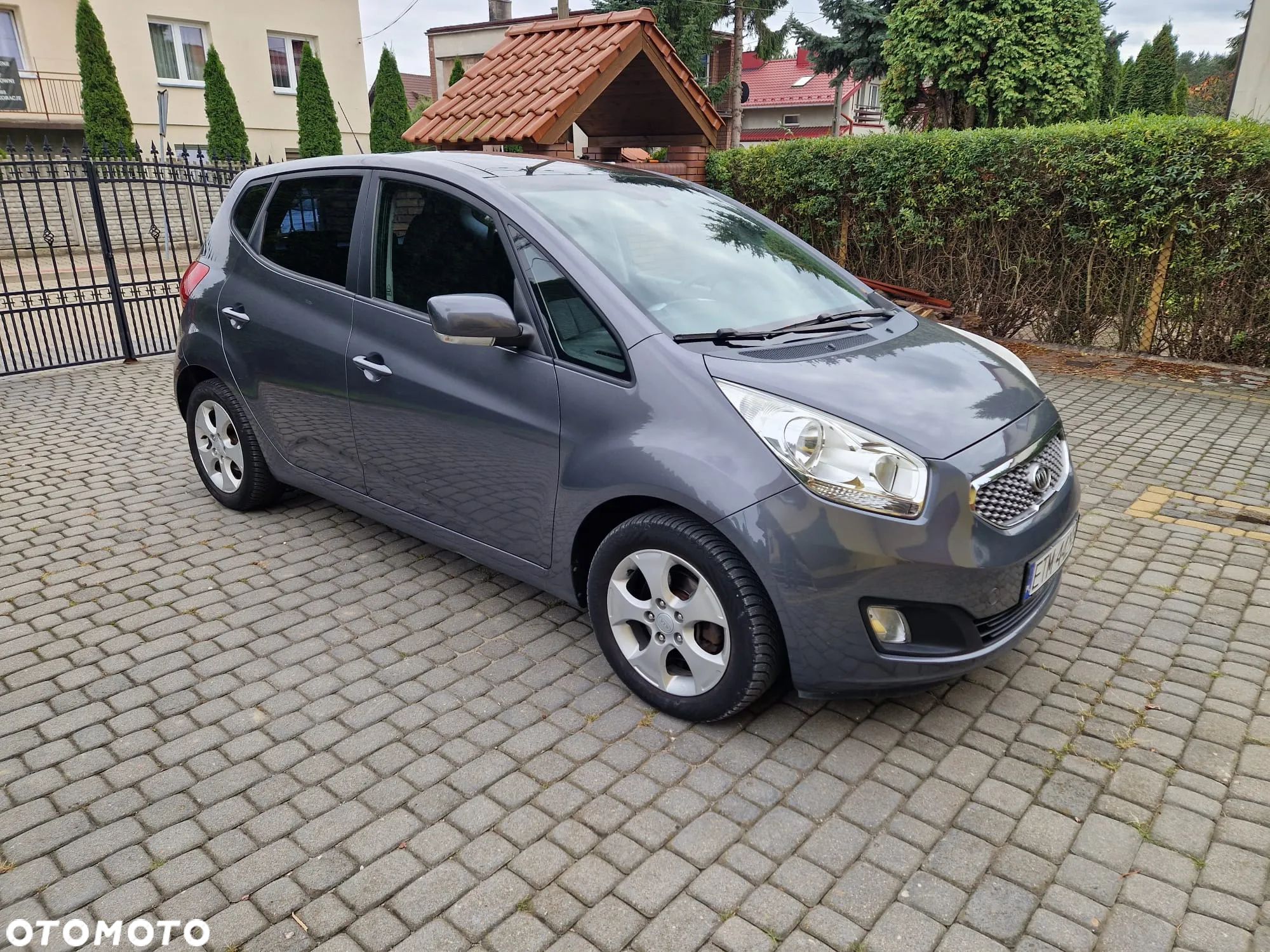 Kia Venga 1.6 CVVT Platinum Edition - 1