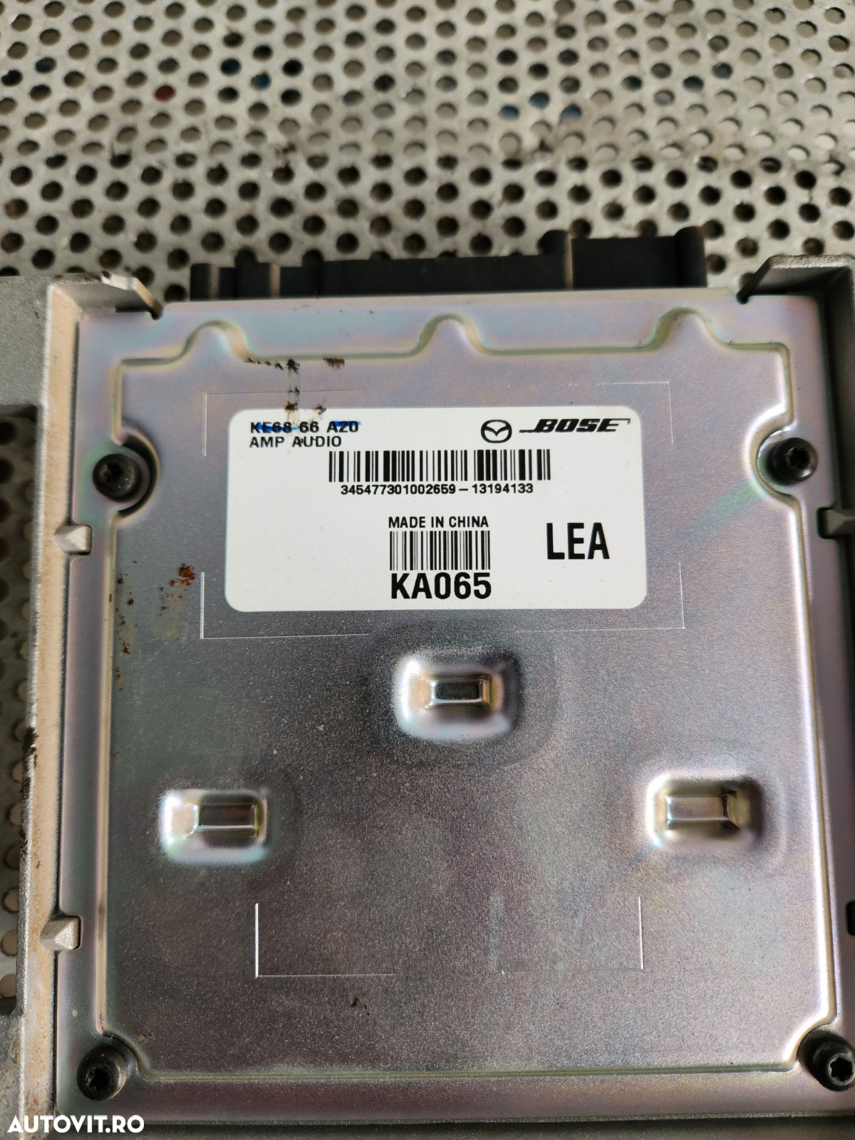 Amplificator Audio BOSE Mazda CX5 CX-5 An 2013-2014-2015-2016-2017 Cod KE68 66 A20 Dezmembrez Mazda CX5 2.2 Diesel Skyactive 4x4 An 2013-2014-2015-2016-2017 - Dezmembrari Arad - 6