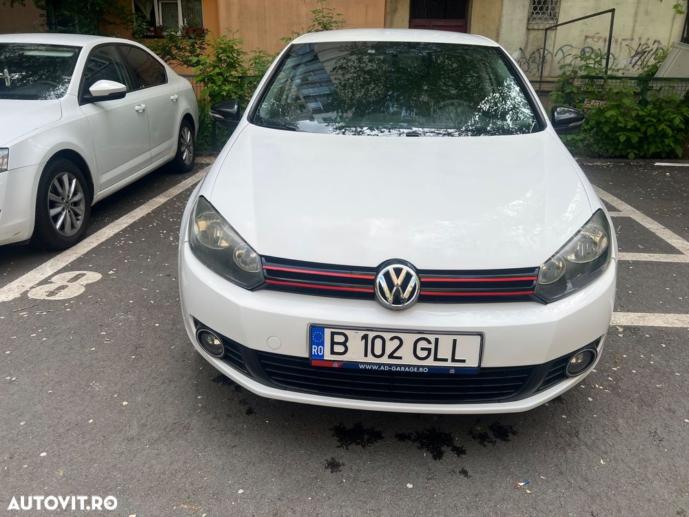 Volkswagen Golf - 1