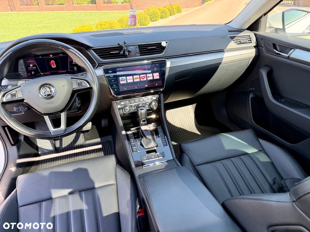 Skoda Superb 2.0 TDI DSG L&K - 22