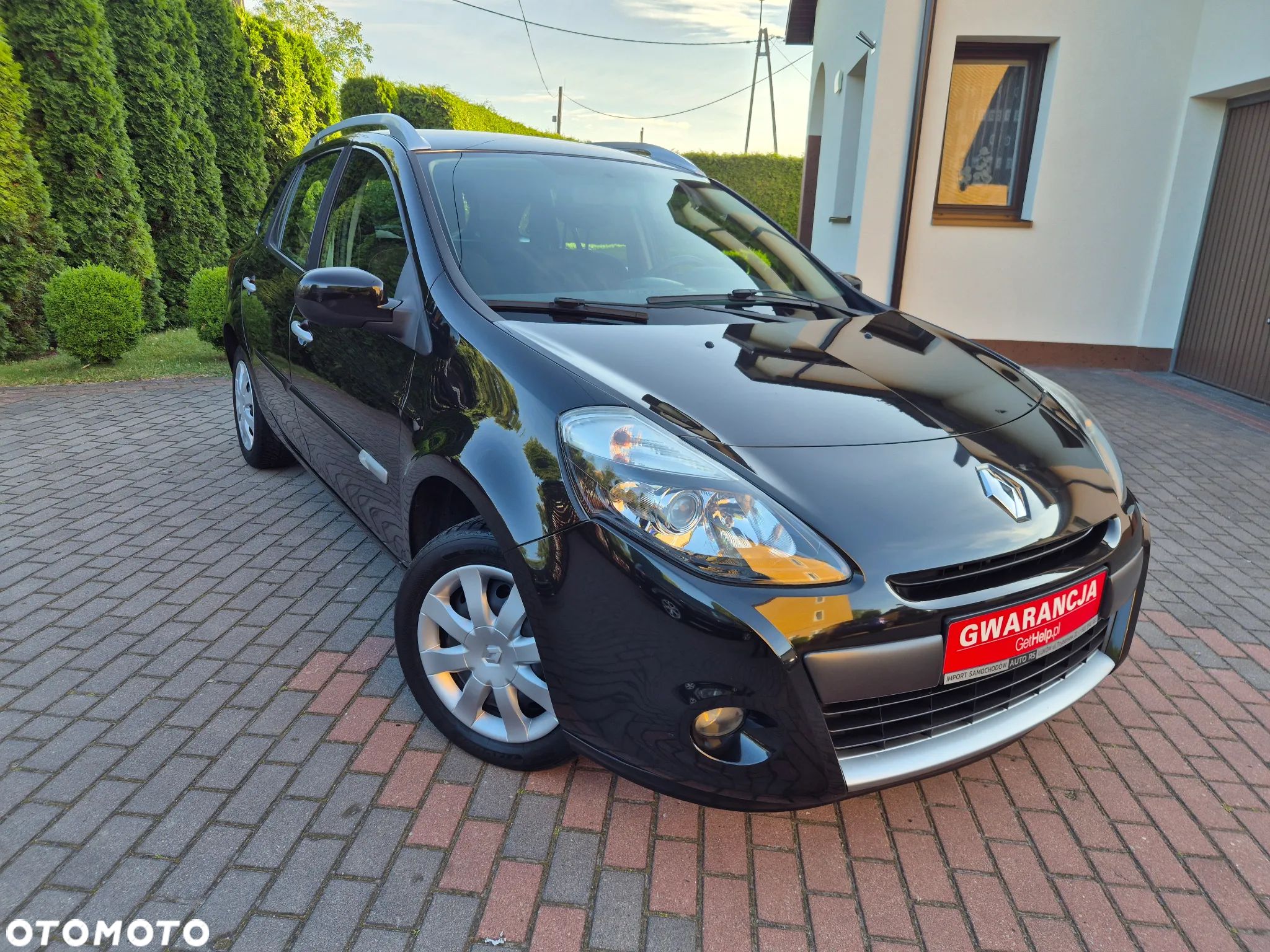 Renault Clio 1.2 16V 75 Expression - 1
