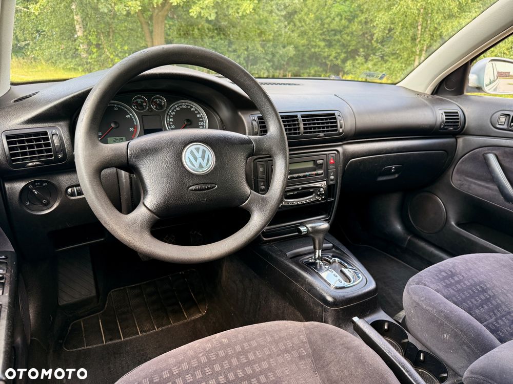 Volkswagen Passat 1.9 TDI Trendline Tiptr - 6