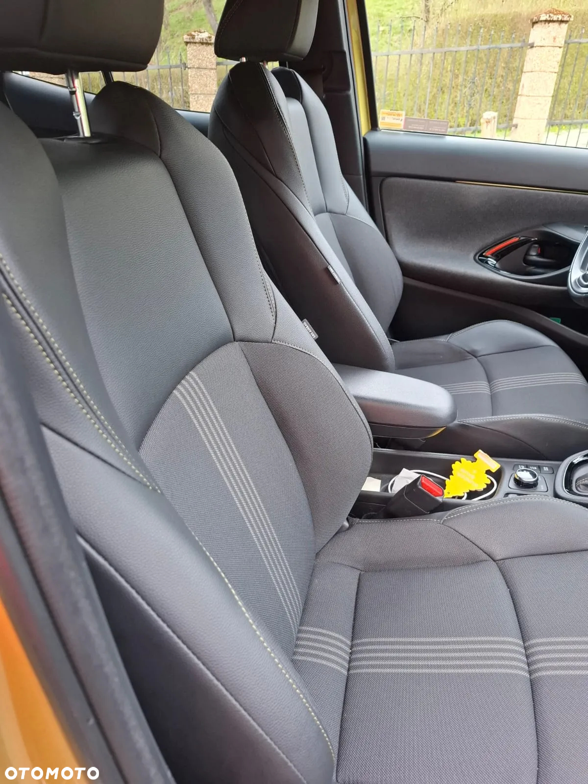 Toyota Yaris Cross Hybrid 1.5 Adventure - 17